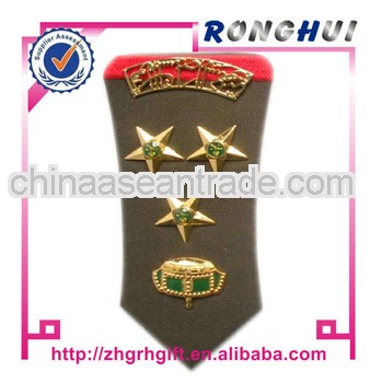 Medal of Honor/military/metal gold pin badge