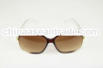 New Hot Fashion Vintage Women Sunglasses CLEAR Ready in Stock