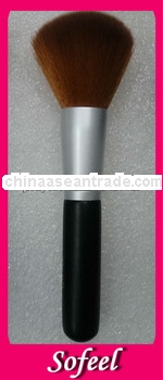 New cosmetic face powder brush with wooden handle