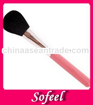 Pink loose powder container and best face powder brush