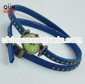 QU0111 vintage fashion long straps leather women watches
