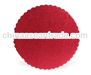 Scalloped cake boards in 10"--Corrugated Cake Circles