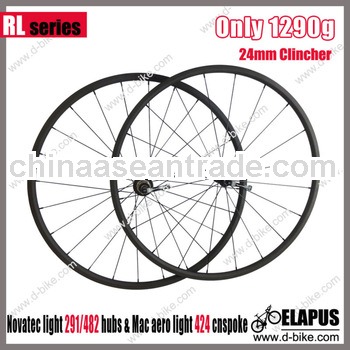 Super light cheap road toray t700 carbon clincher wheels 24mm