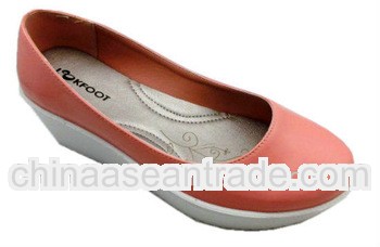 TODDER-1003 fashion classy lady shoes with shinning PU upper and white PU outsole