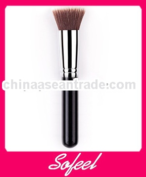 Top head wholesale cosmetic flat kabuki brush