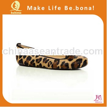Wholesale Casual Sexy Fashion Footwear Leopard Flat Shoes