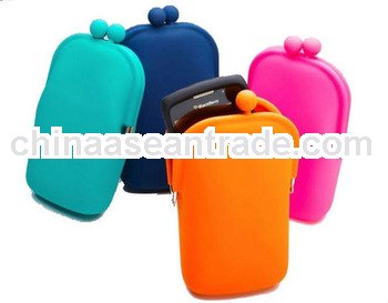 colored silicone coin purse or small makeup bag