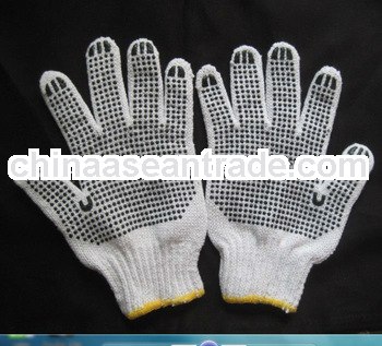 dotted cotton gloves white