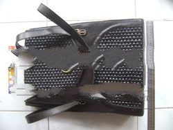 Woven Leather Handbag Magnetic Closure