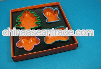 stainless steel red heart cookie cutter with silicone cover