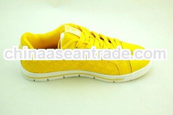 women yellow color sport running shoes